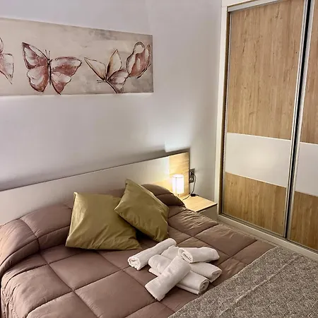 Cotur 121 Parking Gratuito * Córdoba