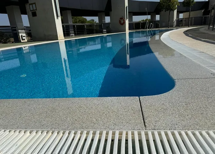 Cotur 121 Parking Gratuito *